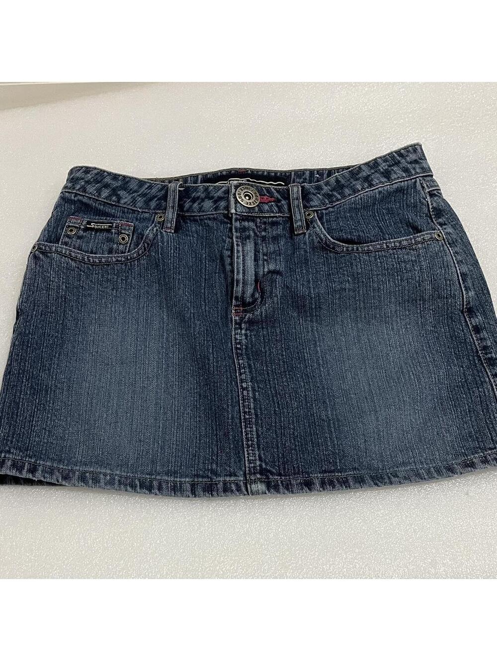 Squeeze Sz: 9/10. 13” long. Navy blue mini denim skirt #y2kfashion #miniskirt